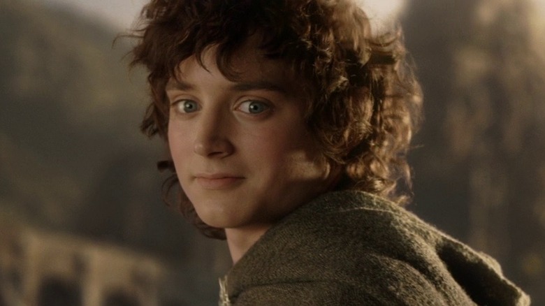 Frodo looking behind
